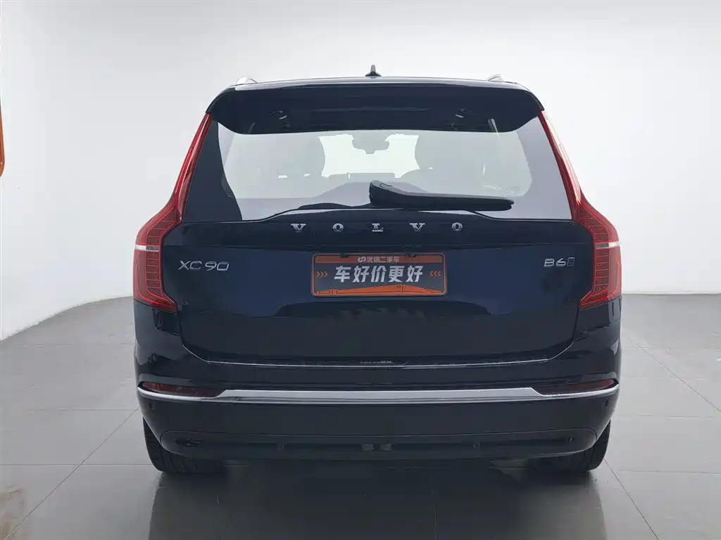 Volvo XC90 2023 — фото 4
