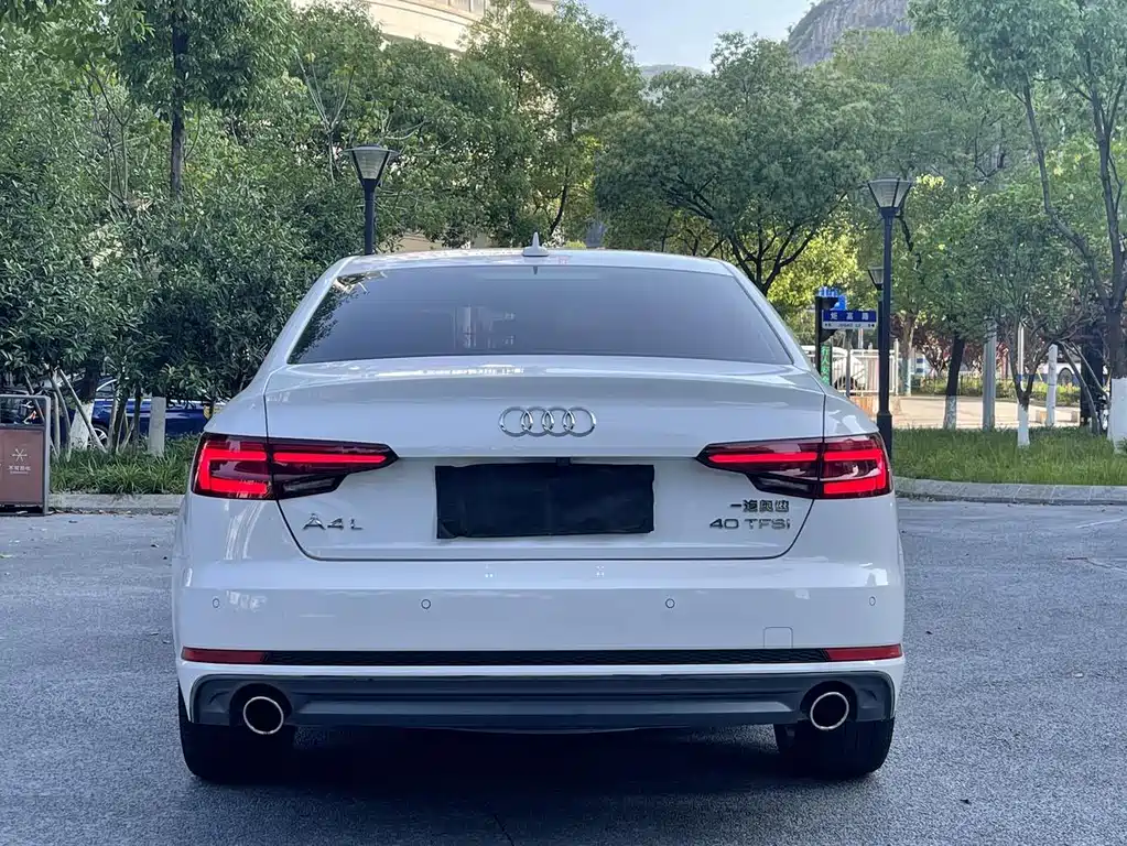 Audi A4L 2019 — фото 5