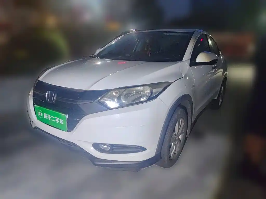 Honda Vezel 2016