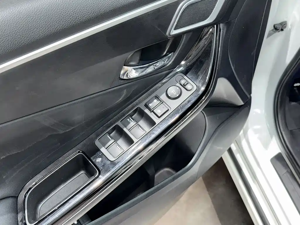 Honda Spirior 2017 — фото 11