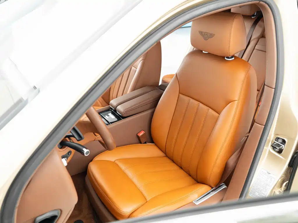 Bentley Flying Spur 2011 — фото 9