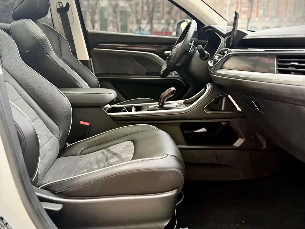 Haval H6 2023 — фото 13