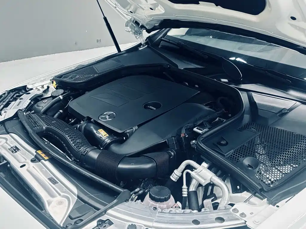 Mercedes-Benz C-Class 2019 — фото 15