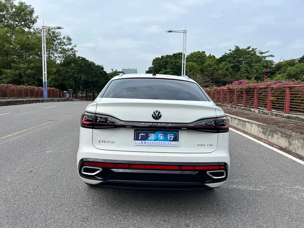 Volkswagen Tiguan X 2022 — фото 24