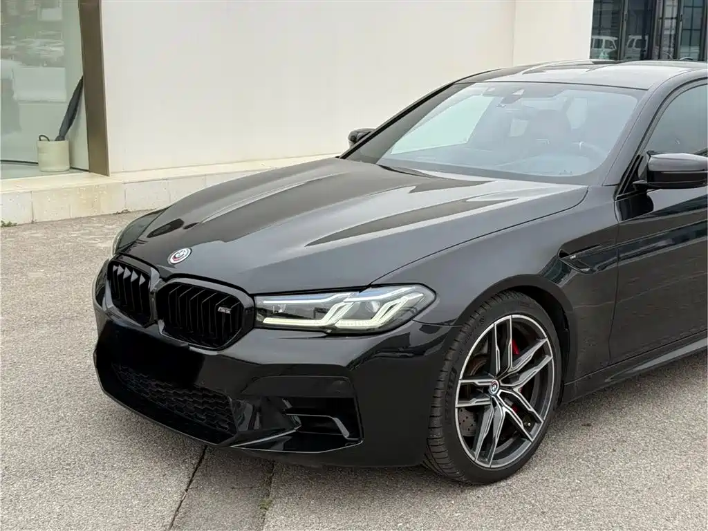 BMW M5 2021 — фото 8