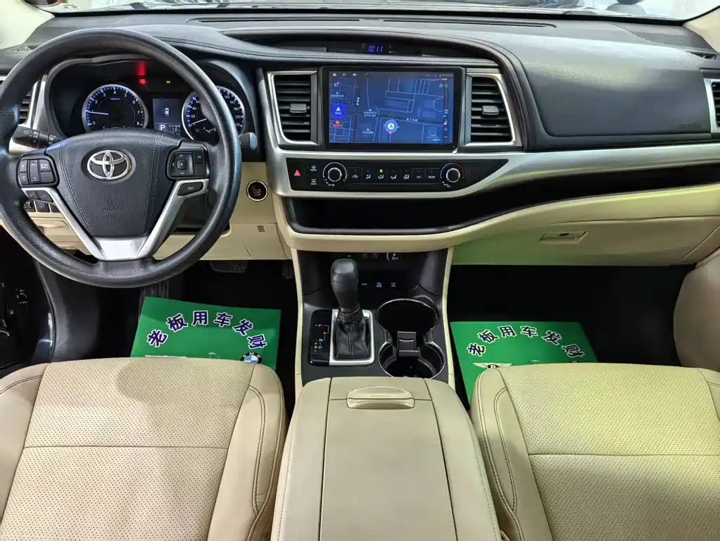 Toyota Highlander 2018 — фото 14