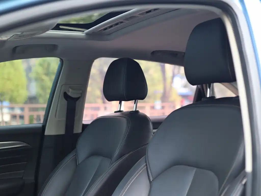 Roewe i6 Classic 2018 — фото 18
