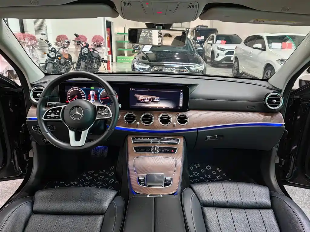 Mercedes-Benz E-Class 2020 — фото 9