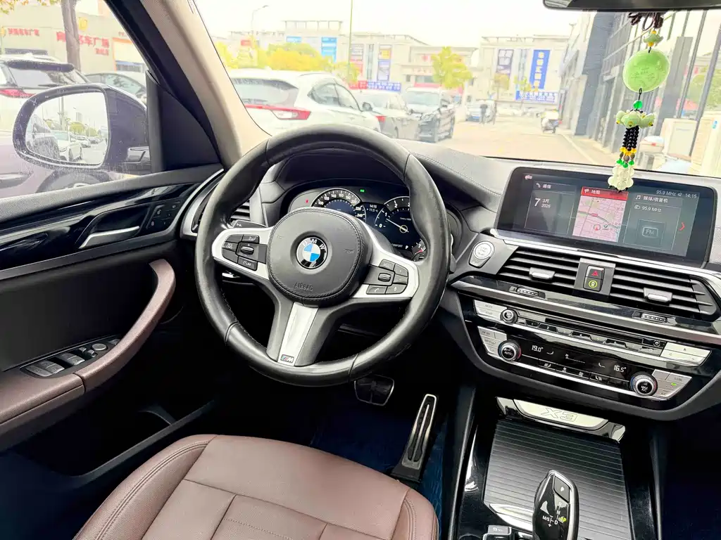 BMW X3 2019 — фото 11
