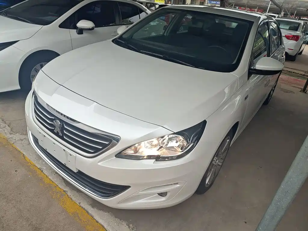 Peugeot 408 2017