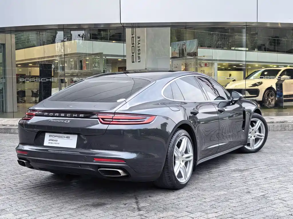 Porsche Panamera 2020 — фото 20