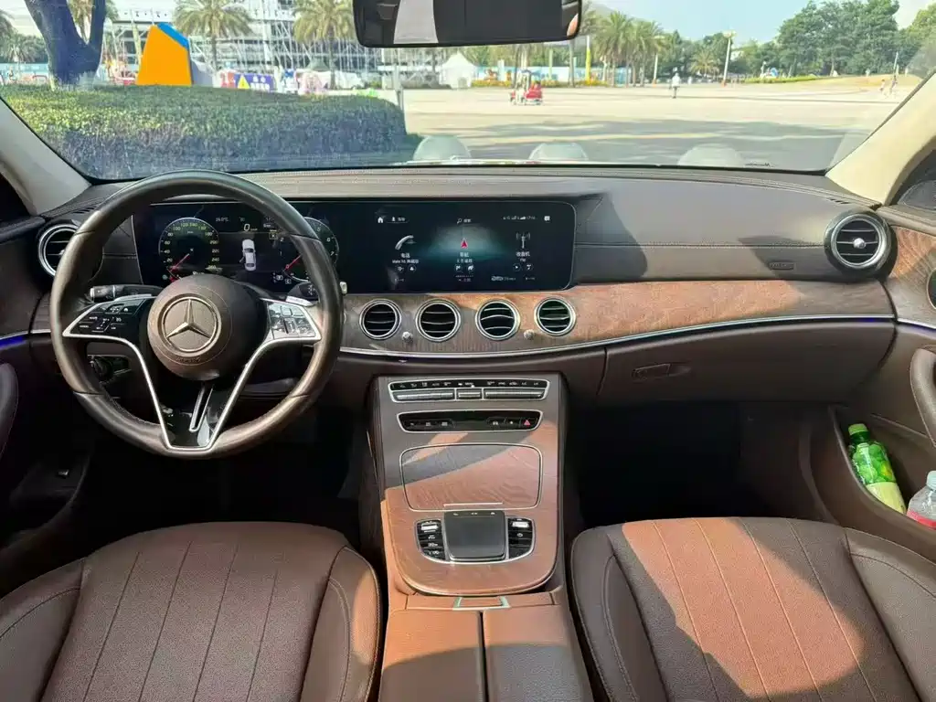 Mercedes-Benz E-Class 2023