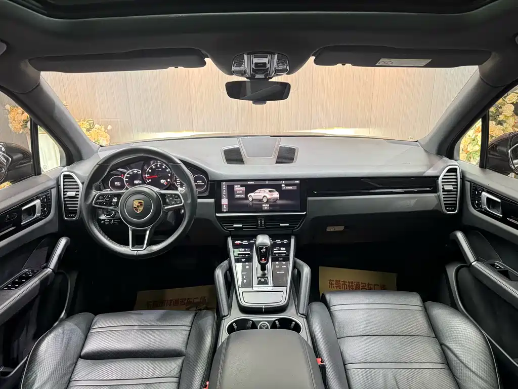 Porsche Cayenne 2018 — фото 6