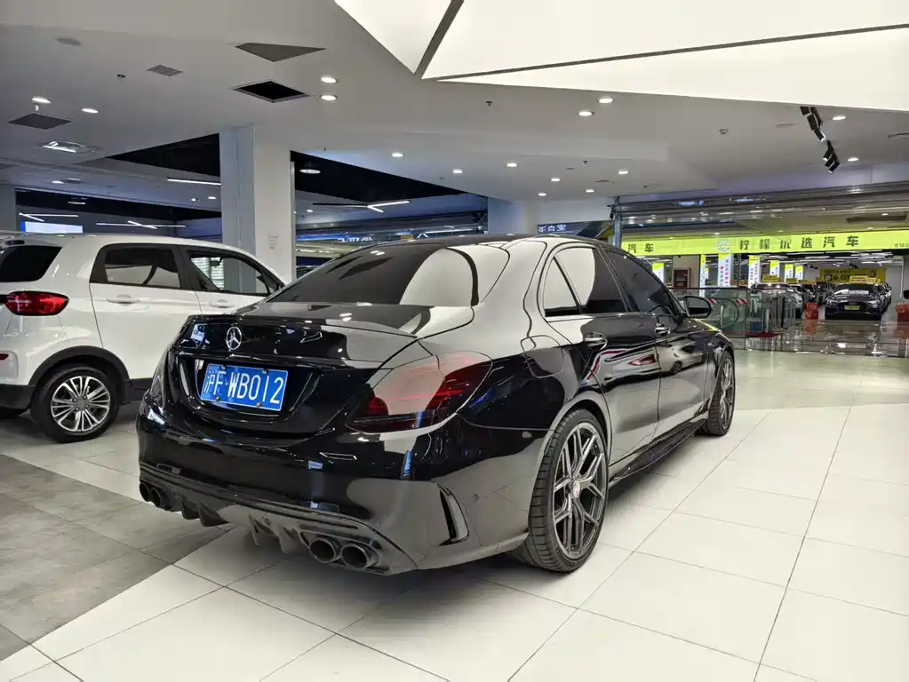 Mercedes-Benz C-Class AMG 2020 — фото 18