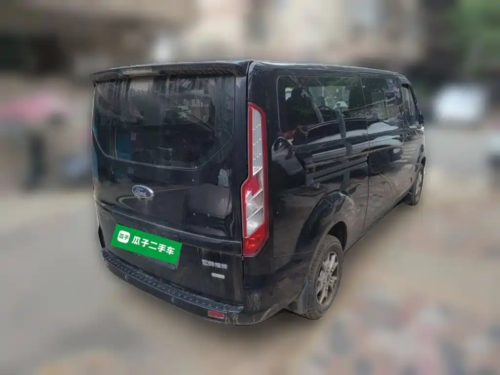 Ford Transit 2021