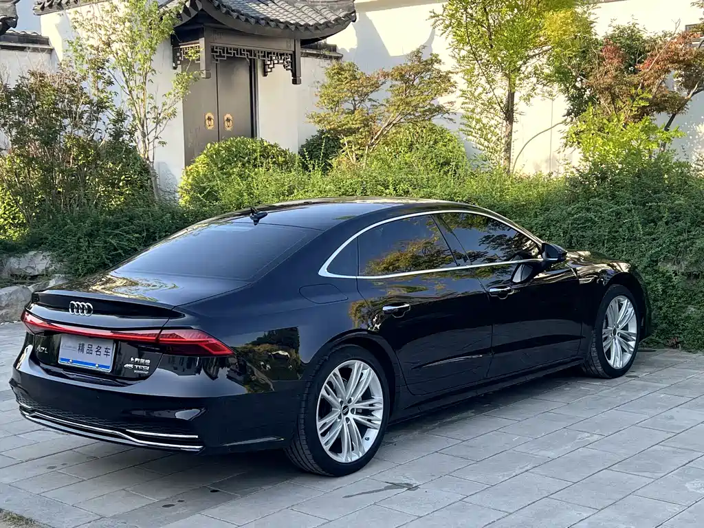 Audi A7L 2024