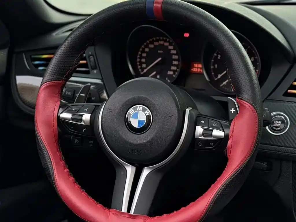 BMW Z4 2011 — фото 5
