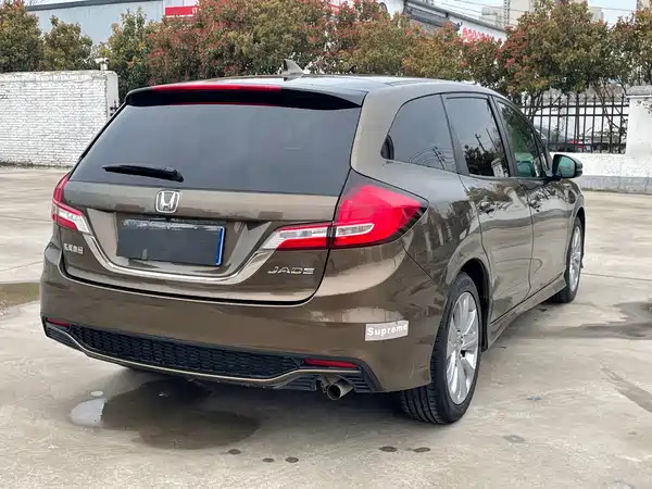 Honda Jade 2018