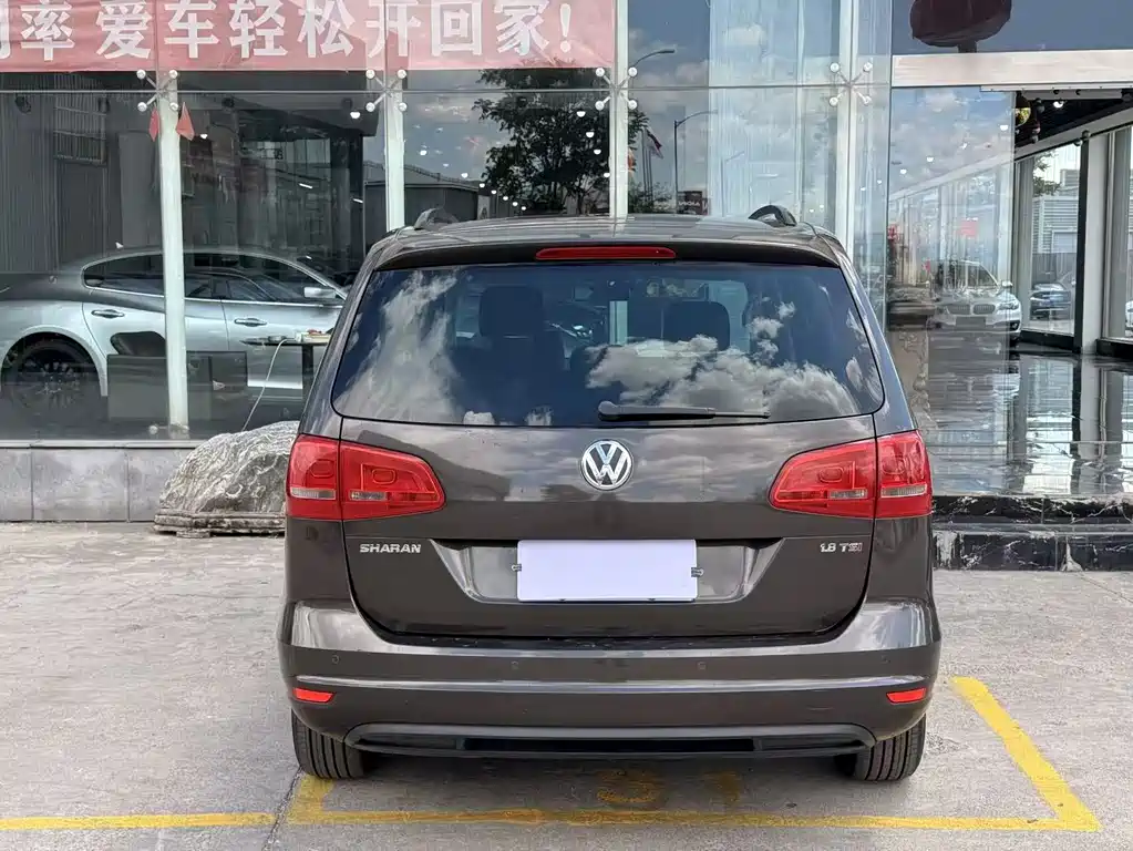 Volkswagen Sharan 2016 — фото 11