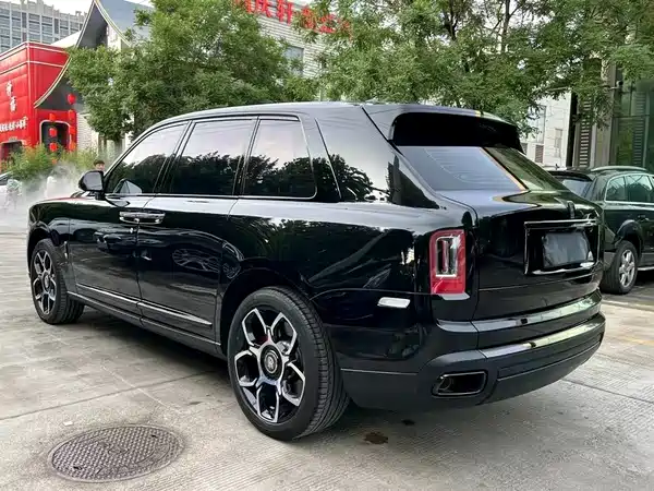 Rolls-Royce Cullinan 2020