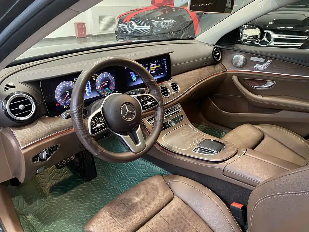Mercedes-Benz E-Class 2020 — фото 8