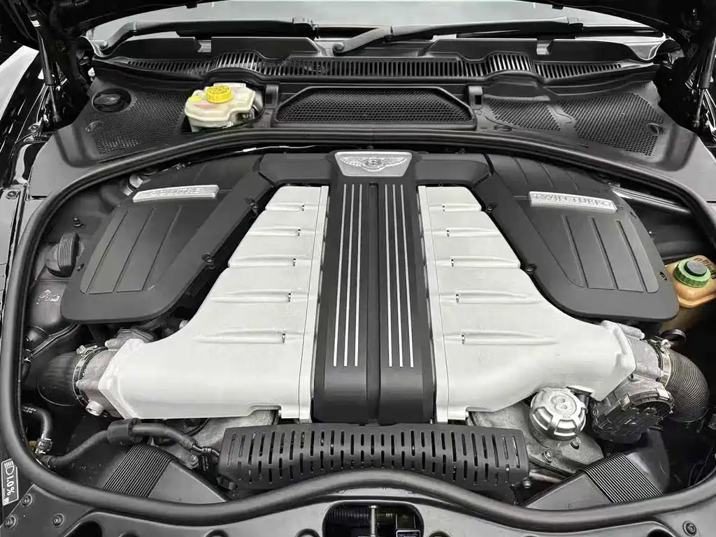 Bentley Continental 2012 — фото 11