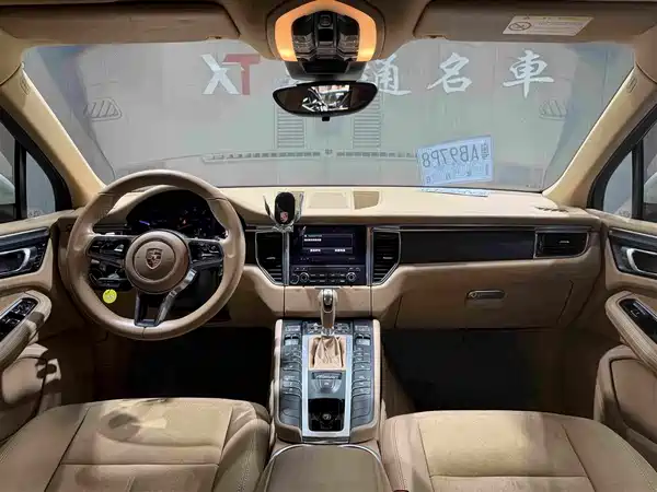Porsche Macan 2016