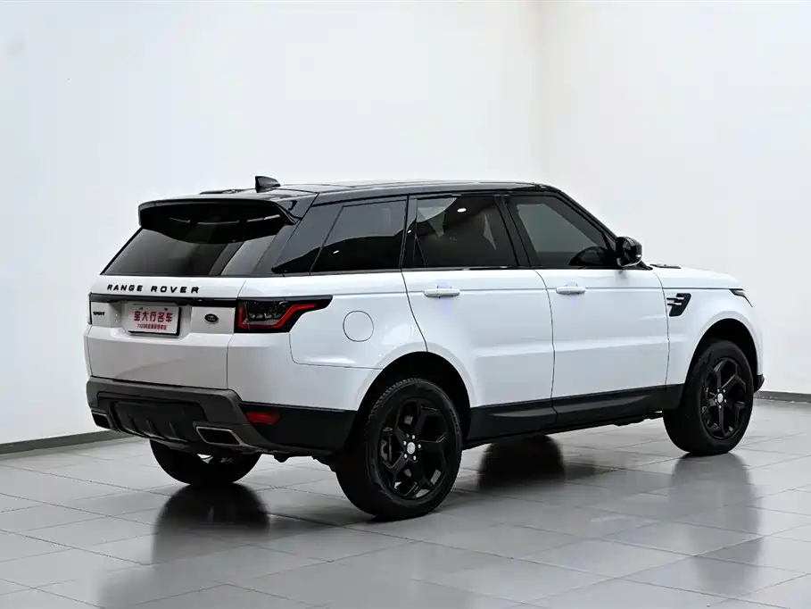 Land Rover Sport PHEV 2021 — фото 7