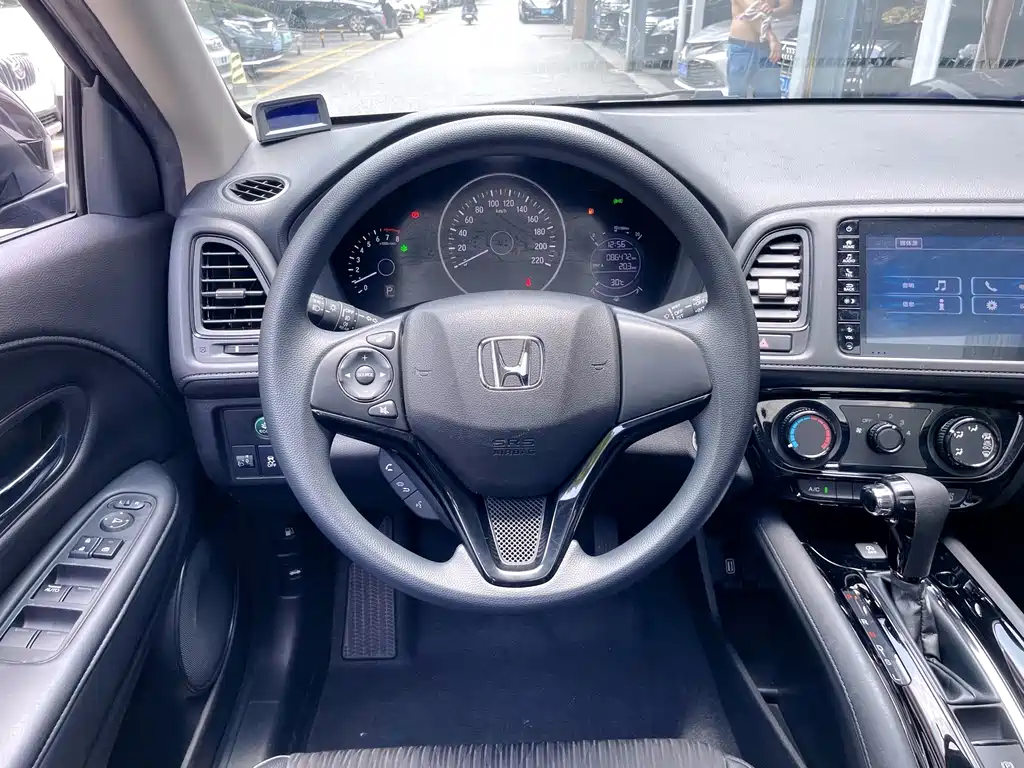 Honda Vezel 2020 — фото 18