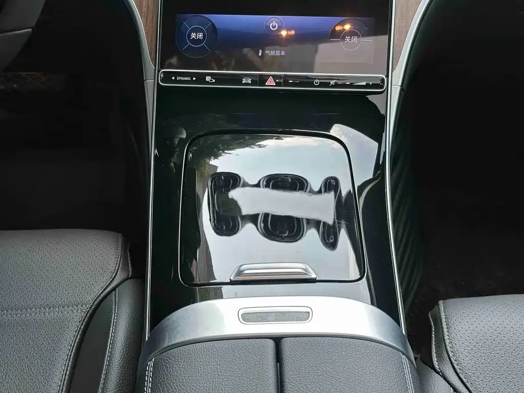 Mercedes-Benz C-Class 2023 — фото 18