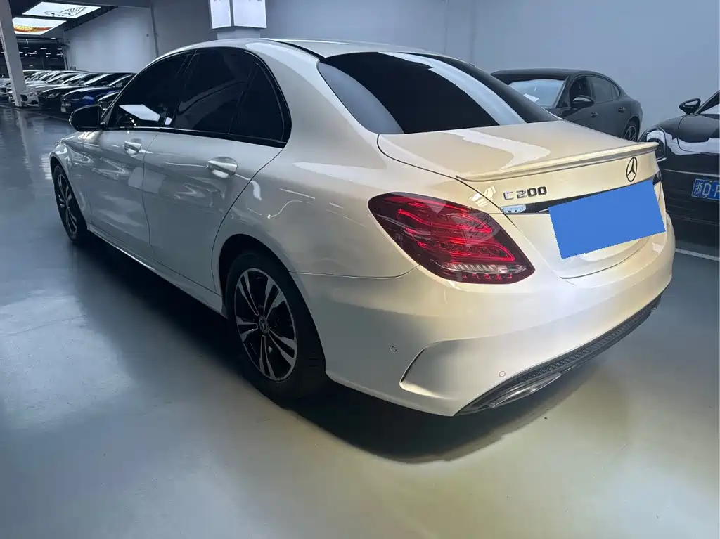 Mercedes-Benz C-Class 2018 — фото 18