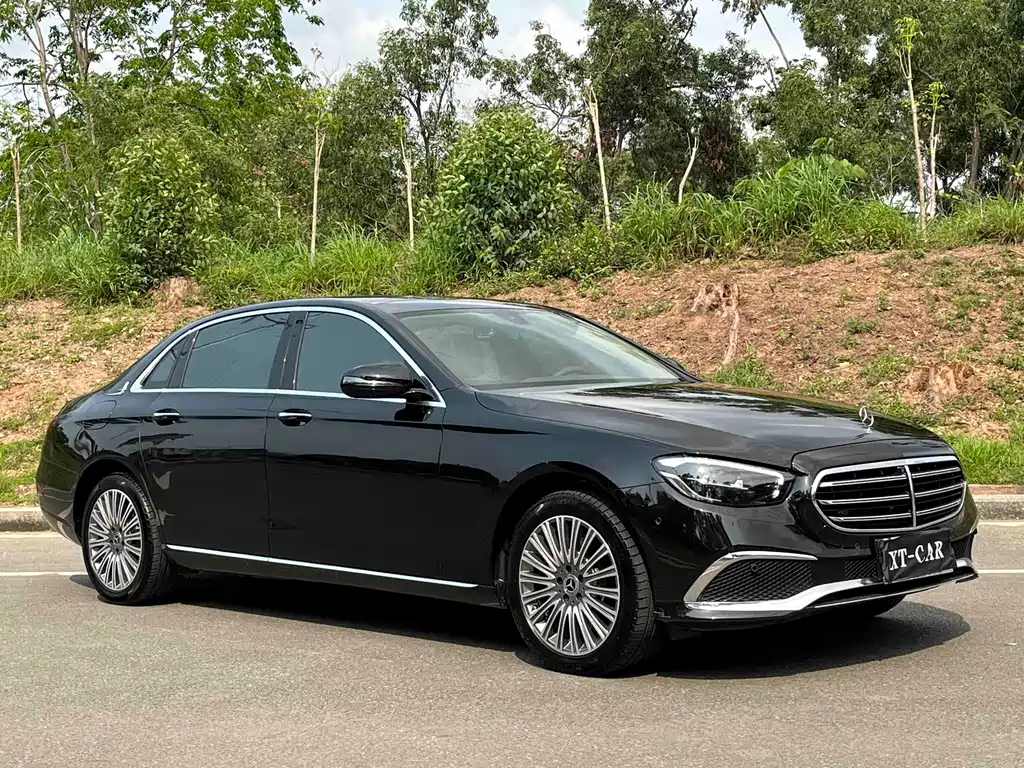 Mercedes-Benz E-Class 2023