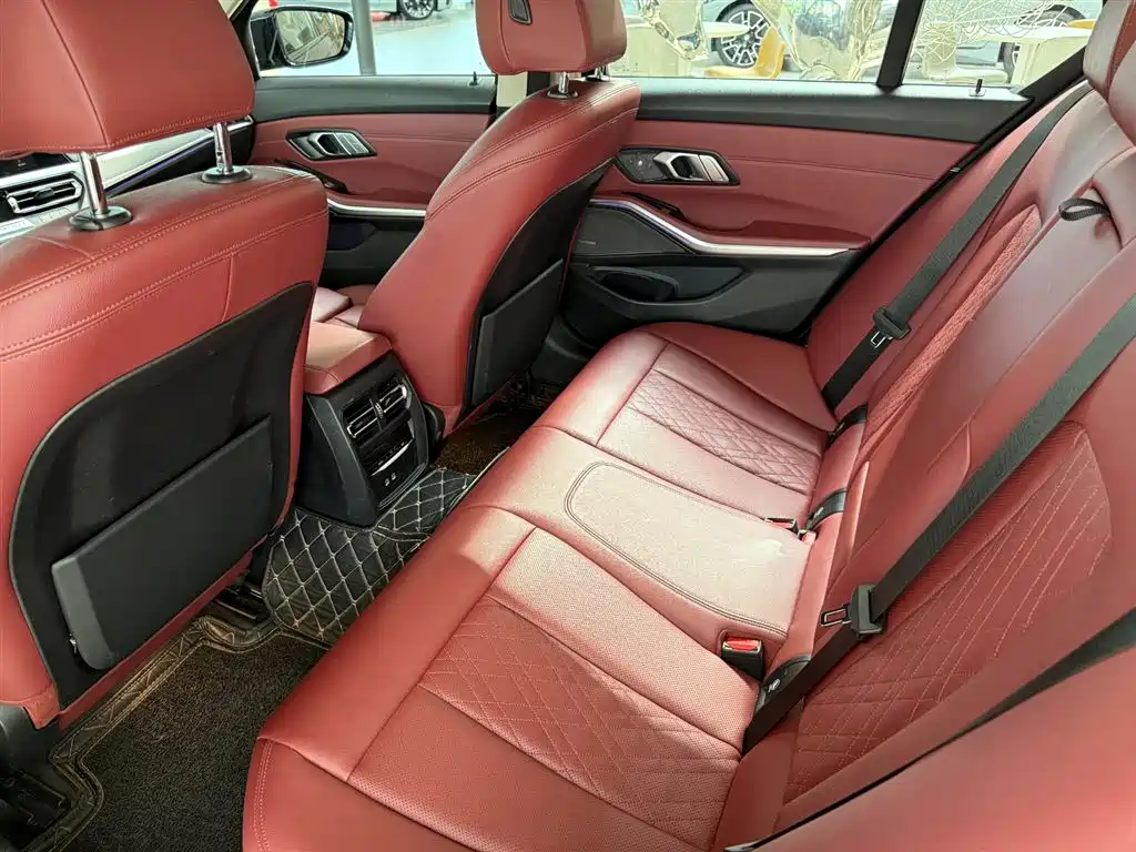 BMW 3 Series 2022