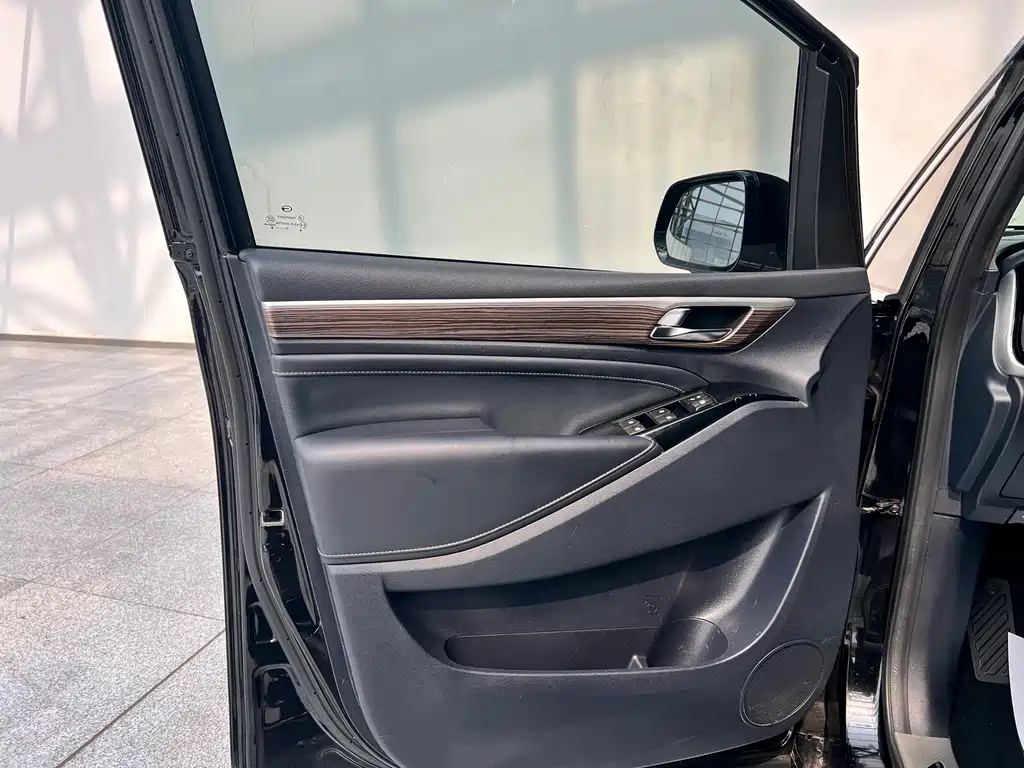 GAC Motor Trumpchi M8 2021 — фото 22