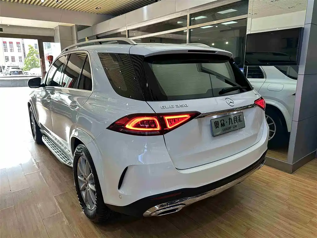Mercedes-Benz GLE 2020 — фото 11