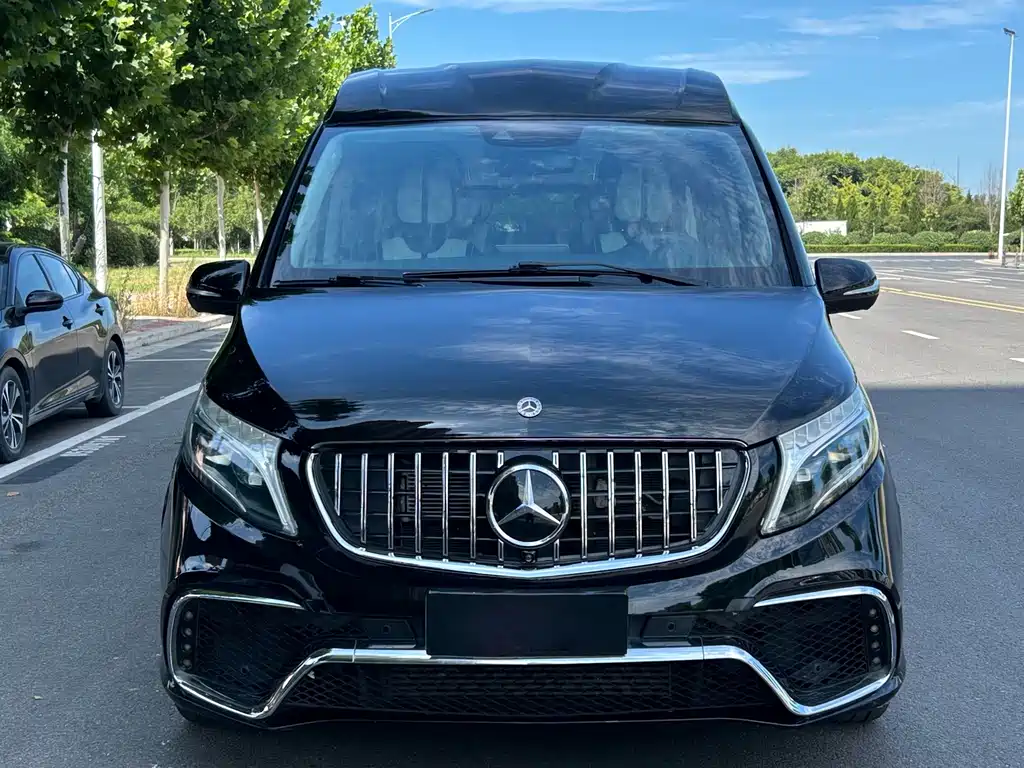 Mercedes-Benz V-Class 2021 — фото 2