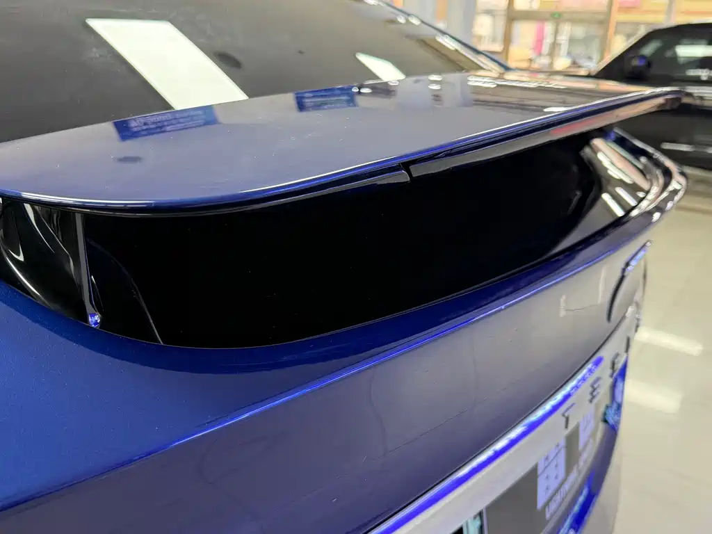 Tesla Model X 2018 — фото 32