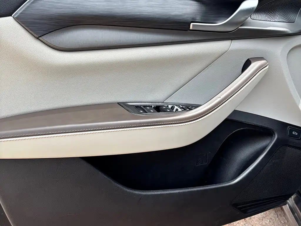 BYD Qin PLUS 2023 — фото 11