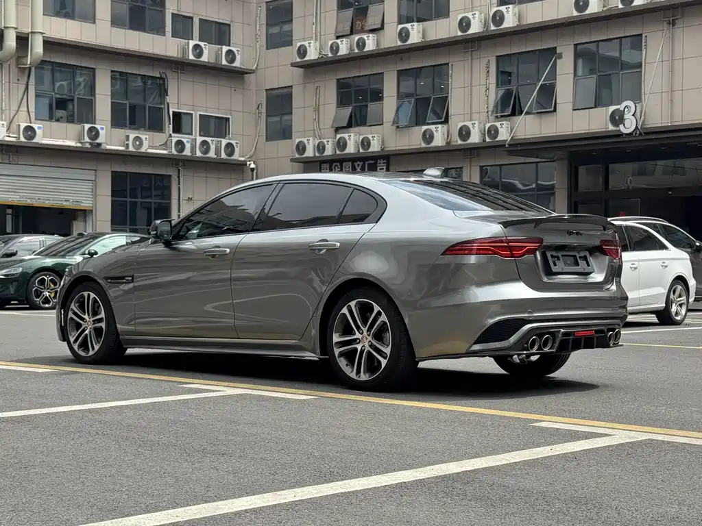 Jaguar XEL 2020 — фото 14