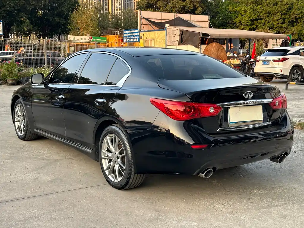 Infiniti Q50L 2017 — фото 19
