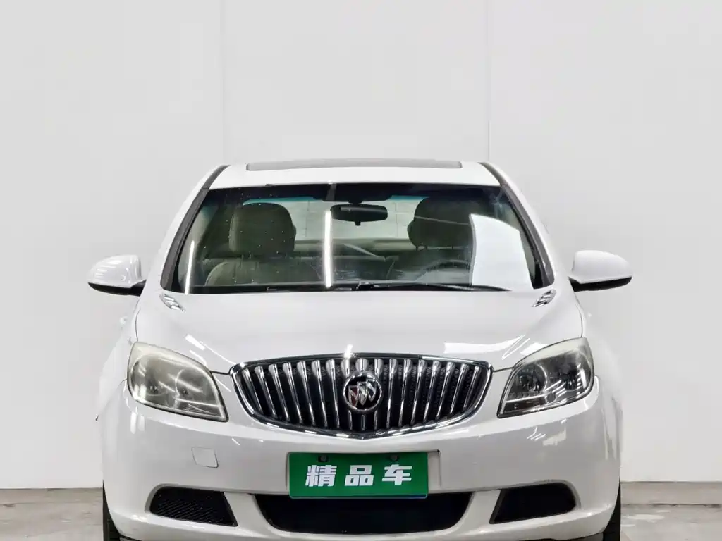 Buick Excelle 2014 — фото 2