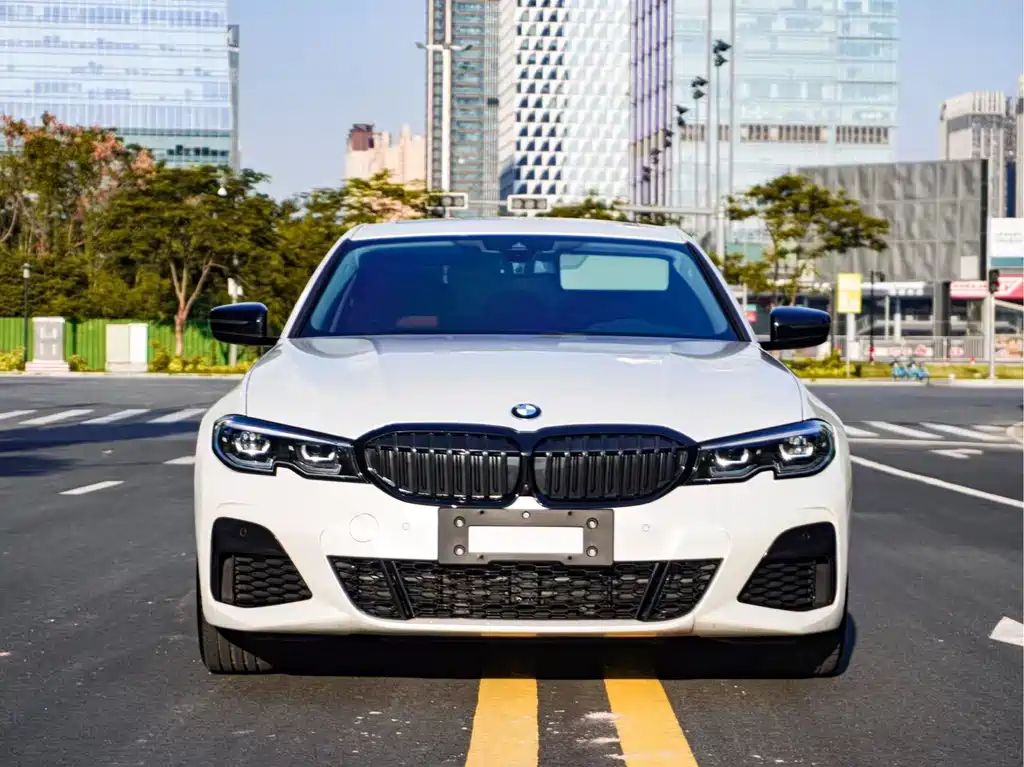 BMW 3 Series 2021