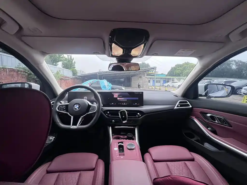BMW 3 Series 2025