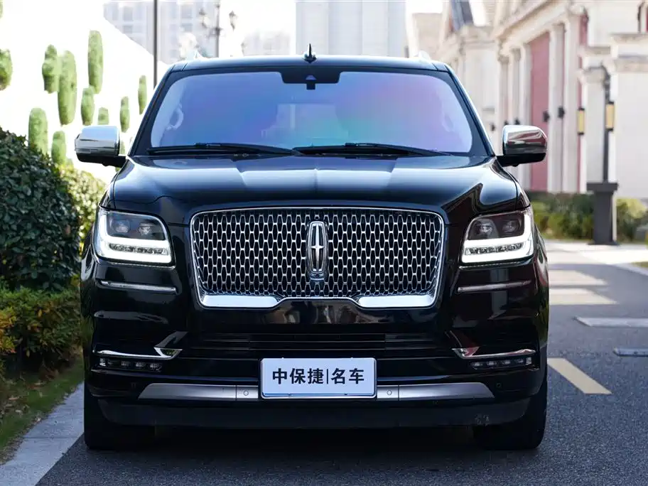 Lincoln Navigator 2018 — фото 3