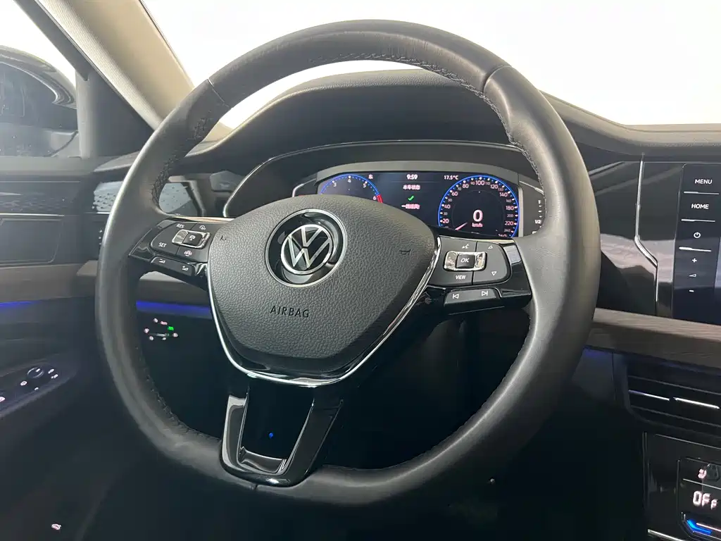 Volkswagen Passat 2020 — фото 13