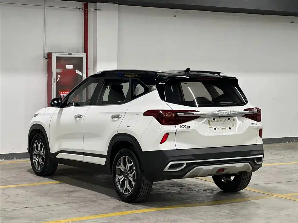 Kia KX3 2022 — фото 4