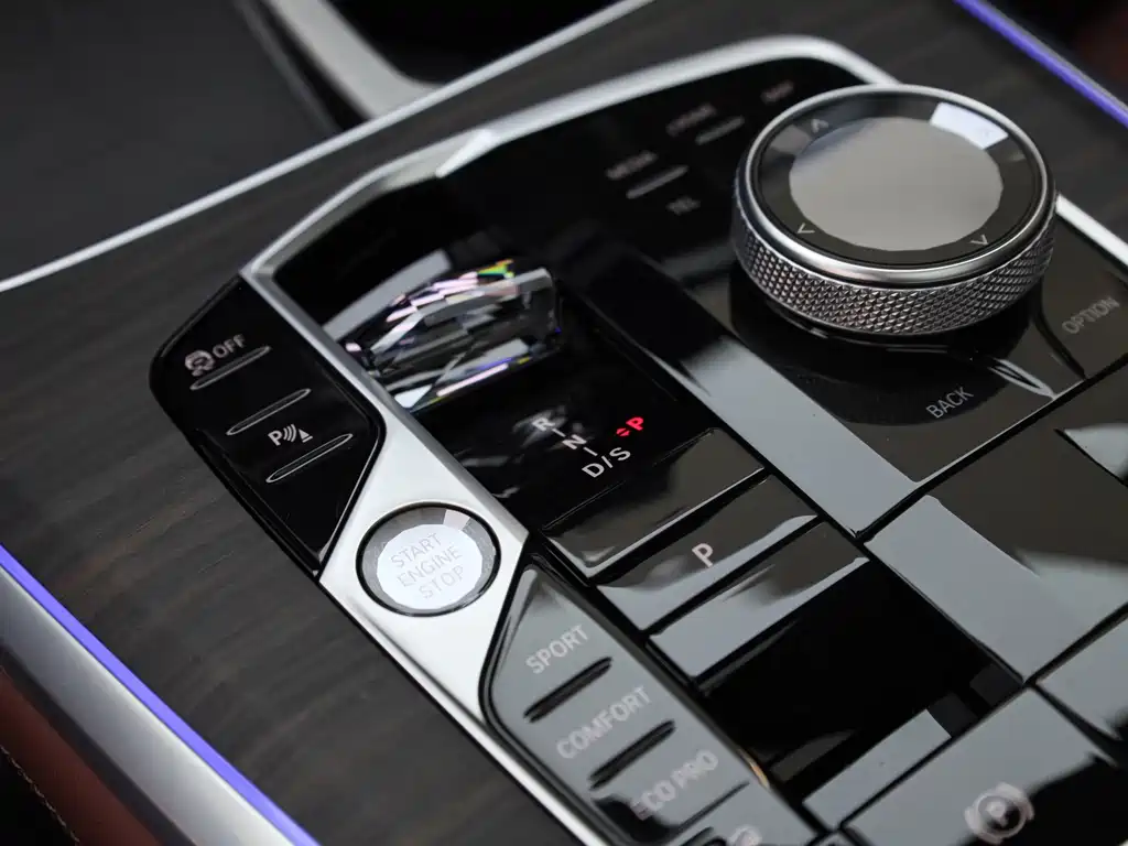 BMW X5 2024 — фото 11