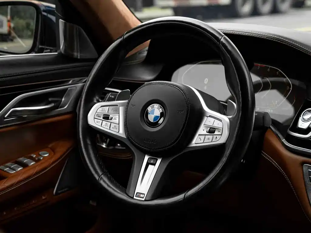 BMW 7 Series 2019 — фото 5