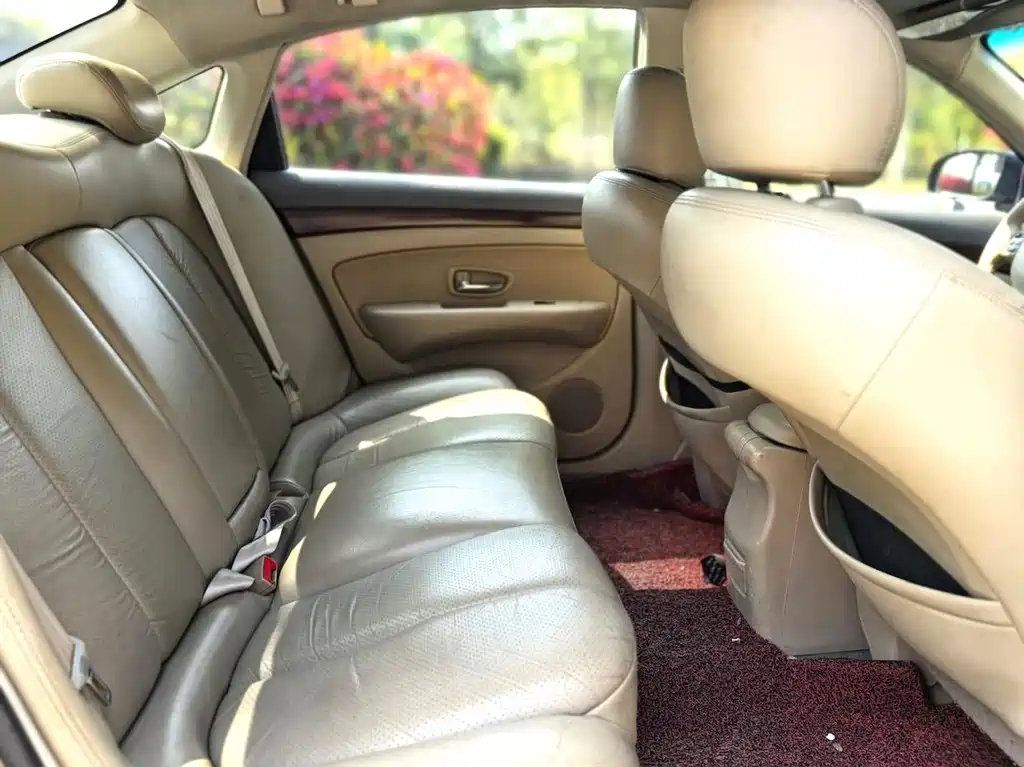 Nissan Sylphy 2010 — фото 22