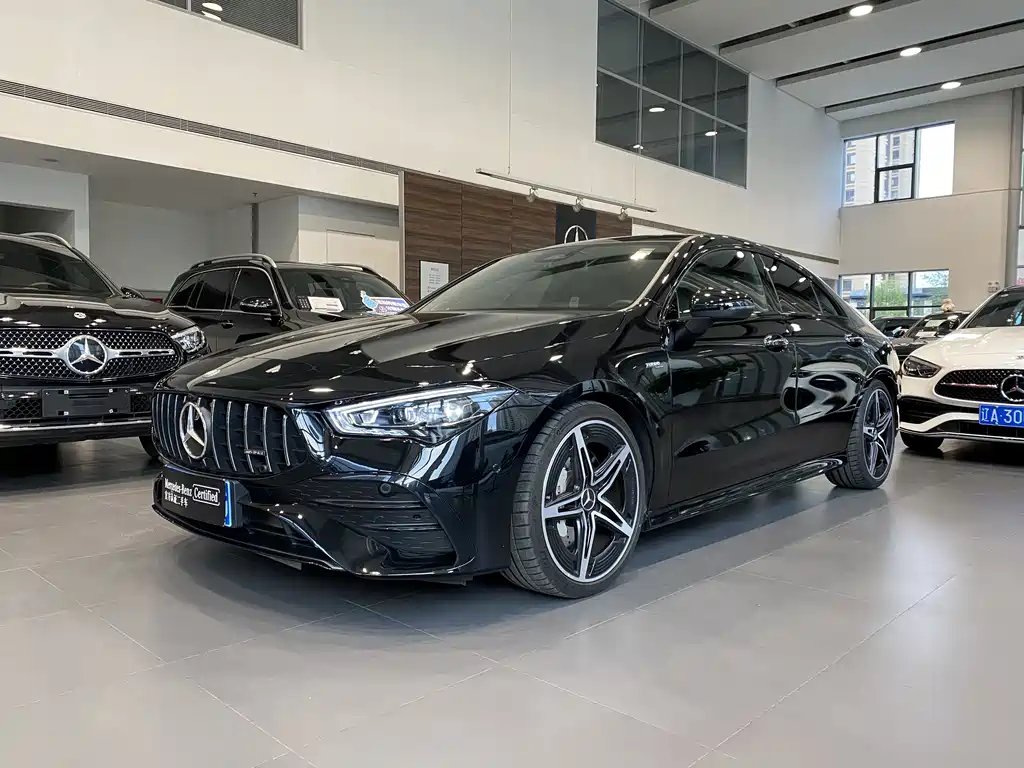 Mercedes-Benz CLA AMG 2025